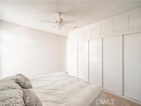 1880  St John Rd Mut 15, 33b  , Seal Beach, CA