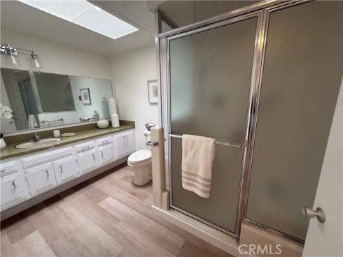 13881  Thunderbird M1-64d  , Seal Beach, CA