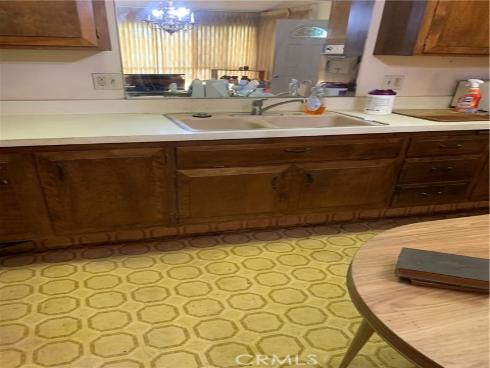 1641  Monterey Rd., M2-18c  , Seal Beach, CA