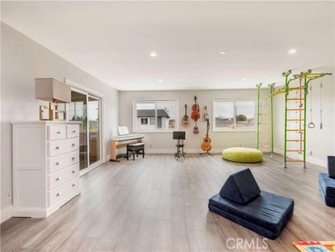 3661  Wisteria  , Seal Beach, CA