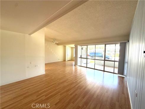 1642  Merion Way, M2-40i  , Seal Beach, CA