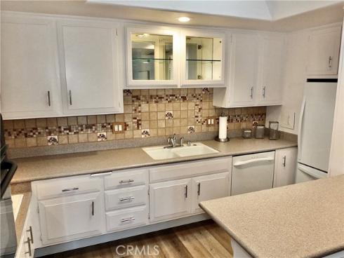 1560  Homewood  114-L  Road, Seal Beach, CA