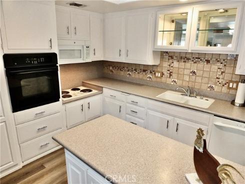 1560  Homewood  114-L  Road, Seal Beach, CA