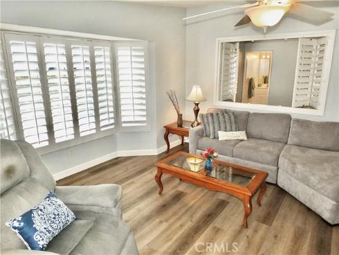 1560  Homewood  114-L  Road, Seal Beach, CA