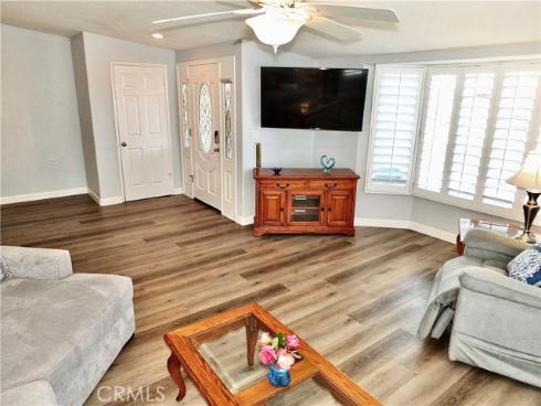 1560  Homewood  114-L  Road, Seal Beach, CA