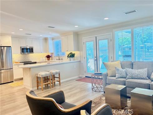 13360  Del Monte  M15-2C  Drive, Seal Beach, CA