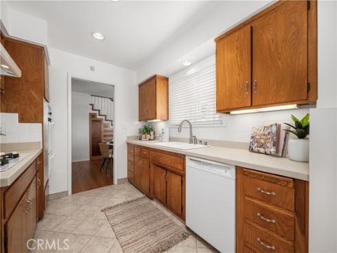 1135  Catalina Ave.  , Seal Beach, CA