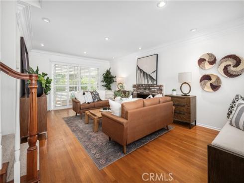 1135  Catalina Ave.  , Seal Beach, CA