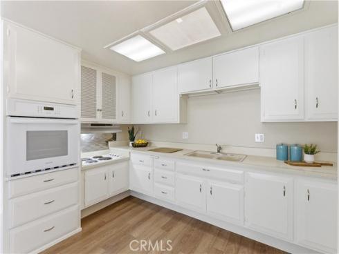 1220  Northwood  M9-230D , Seal Beach, CA