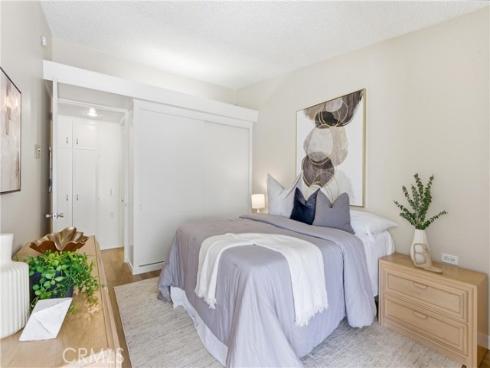 1220  Northwood  M9-230D , Seal Beach, CA