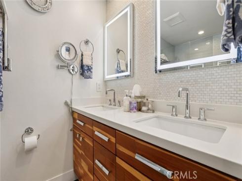 173  College Park  , Seal Beach, CA