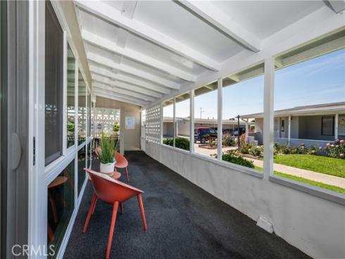 1680  Monterey  10G  RoadM-2, Seal Beach, CA