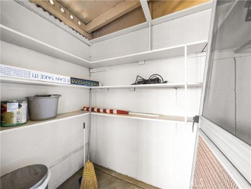 1680  Monterey  10G  RoadM-2, Seal Beach, CA