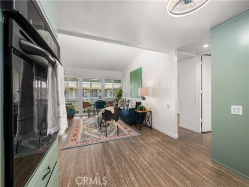 1680  Monterey  10G  RoadM-2, Seal Beach, CA