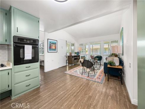 1680  Monterey  10G  RoadM-2, Seal Beach, CA