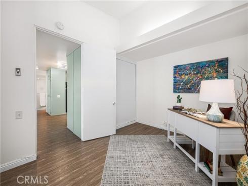 1680  Monterey  10G  RoadM-2, Seal Beach, CA