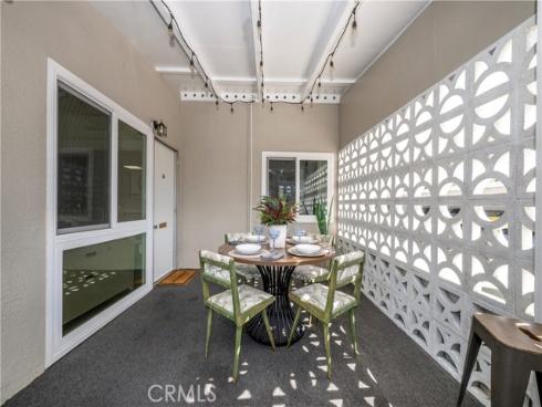 1680  Monterey  10G  RoadM-2, Seal Beach, CA