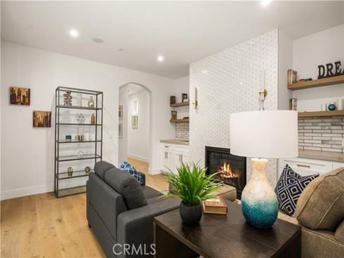 114  2nd  , Seal Beach, CA