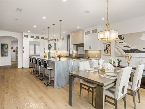 114  2nd  , Seal Beach, CA