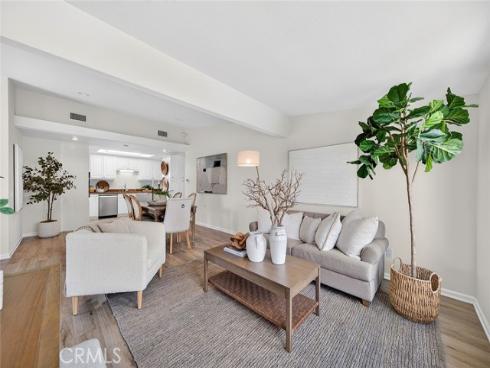 1125 Northwood 235L , Seal Beach, CA