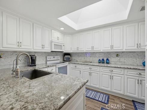 1290 Northwood Road , Seal Beach, CA