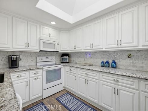 1290 Northwood Road , Seal Beach, CA