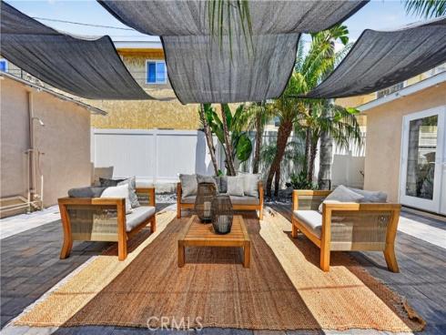 129 14th , Seal Beach, CA