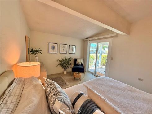 13560 Medinac 102B Lane, Seal Beach, CA