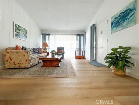 1321 Golden Rain Rd., M2-67d , Seal Beach, CA