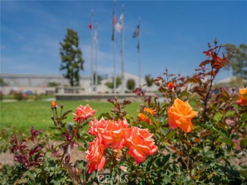 1681 Tam O Shanter M12 10H Road, Seal Beach, CA