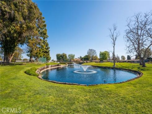 1681 Tam O Shanter M12 10H Road, Seal Beach, CA