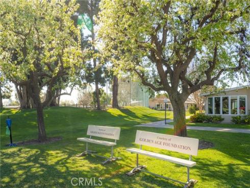 1681 Tam O Shanter M12 10H Road, Seal Beach, CA
