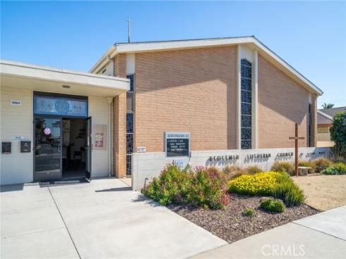 1681 Tam O Shanter M12 10H Road, Seal Beach, CA