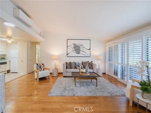 1681 Tam O Shanter M12 10H Road, Seal Beach, CA