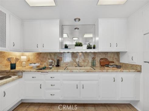 13581 Medinac Lane M5 71d , Seal Beach, CA