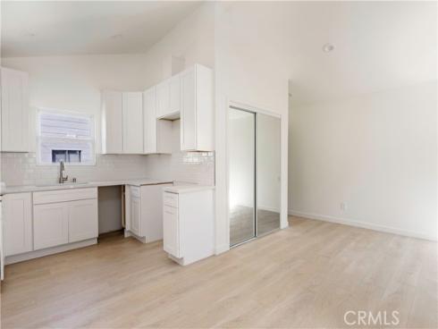 1003 Seal , Seal Beach, CA