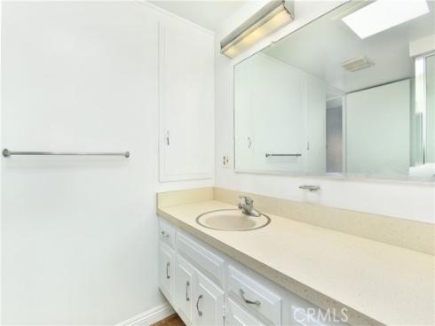 13741 Annandale 18J DriveM-1, Seal Beach, CA