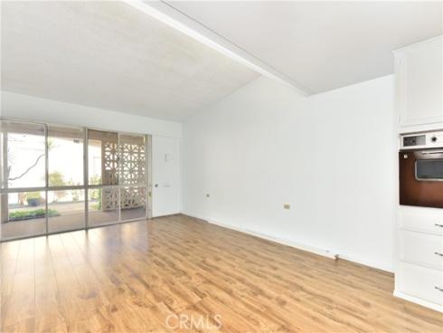 13741 Annandale 18J DriveM-1, Seal Beach, CA