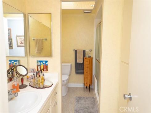 1900  Mckinney Way #22f (m15)  , Seal Beach, CA
