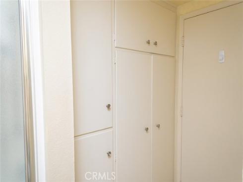 1900  Mckinney Way #22f (m15)  , Seal Beach, CA