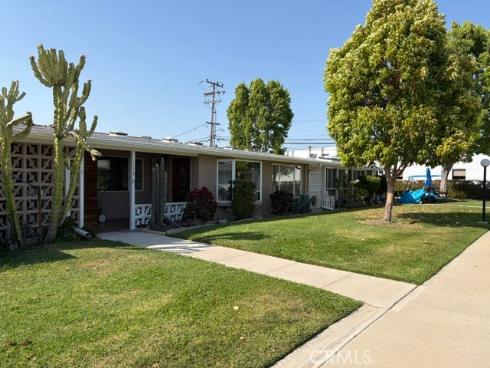 1551 Homewood 113-B Road, Seal Beach, CA