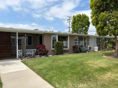1551  Homewood  113-B  Road, Seal Beach, CA