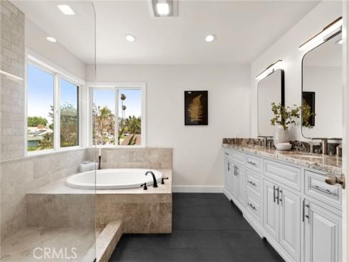 640 Island View , Seal Beach, CA
