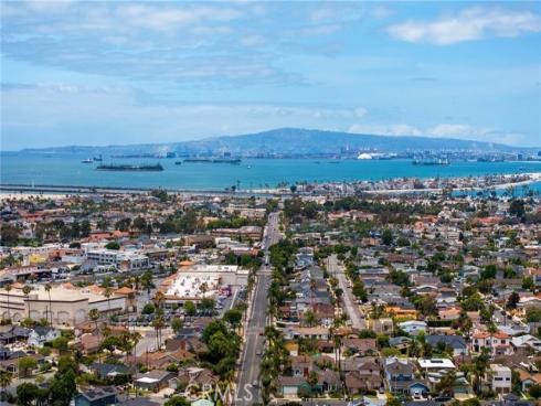 640 Island View , Seal Beach, CA