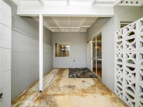 1562 Golden Rain 44D M2 Road, Seal Beach, CA