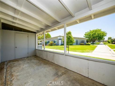 1562 Golden Rain 44D M2 Road, Seal Beach, CA