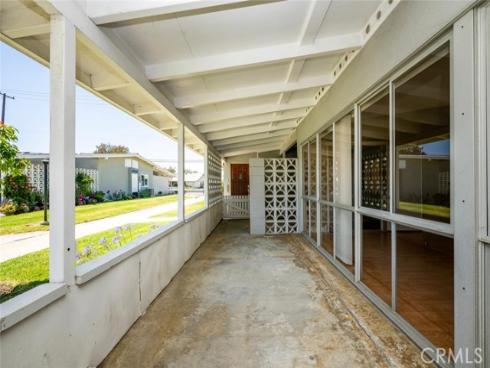 1562 Golden Rain 44D M2 Road, Seal Beach, CA