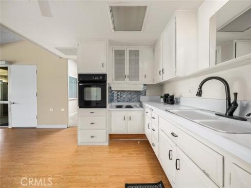 1562 Golden Rain 44D M2 Road, Seal Beach, CA