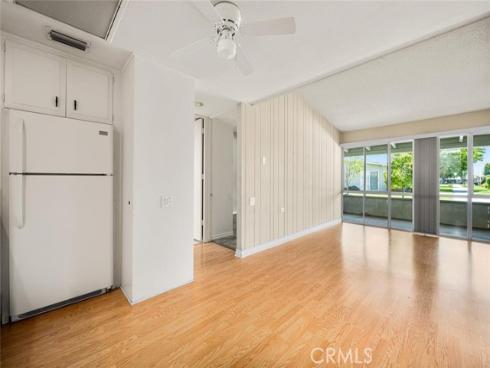 1562 Golden Rain 44D M2 Road, Seal Beach, CA
