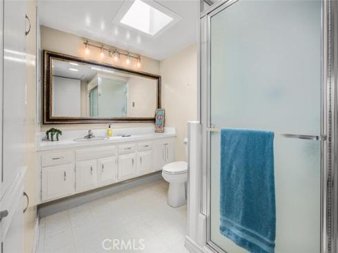 1562 Golden Rain 44D M2 Road, Seal Beach, CA